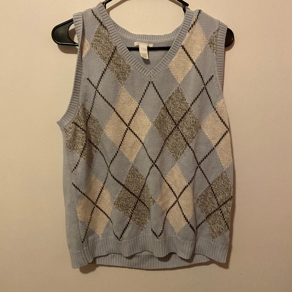 patterned vest